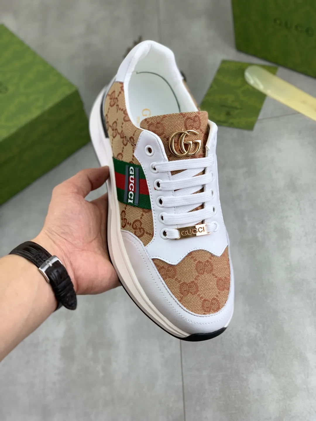 Men's shoes 💰P420💰[New model] (GUCCI) official website's latest 🎁🎁casual and fashionable men's shoes👟, hot style 💥 simple and elegant style, exclusive for trendy men. Unique official website latest brand double G element 👑Gucci original style Decoration, fashionable and generous, made of original frosted calfskin ✅ fully imported first-layer pigskin lining, the official website specifies wear-resistant, lightweight original rubber casual outsole, classic model taken in real life 🎬38-44 (customized for 45) 2️⃣ colors available
